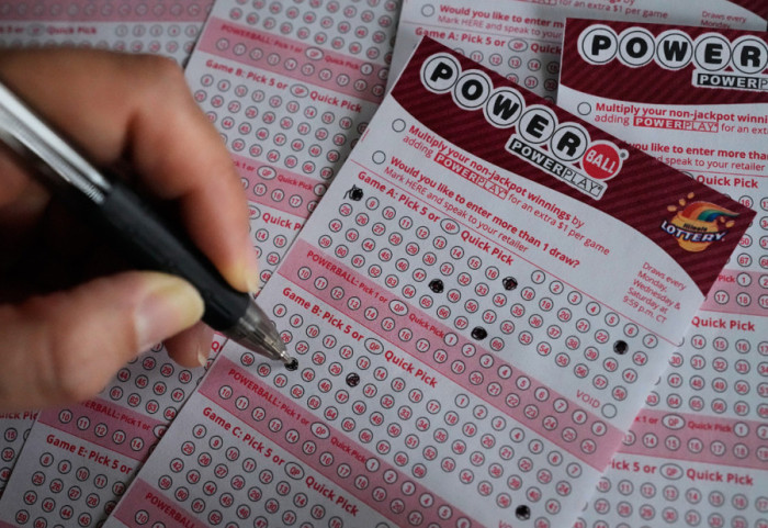 Na Badnje veče izvučen džekpot američke lutrije: Premija od 1,8 milijardi dolara otišla u Arkanzas