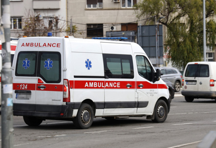 Teško povređena četiri radnika u Platičevu, otkačio se deo armature sa krana