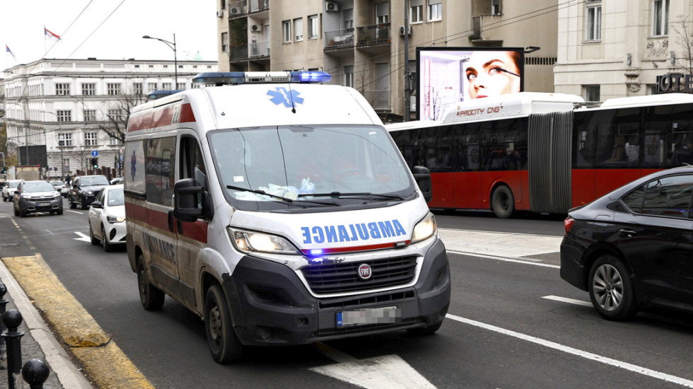 Hitna pomoć: Autobus na početnoj stanici na Banovom brdu prešao ženi preko noge