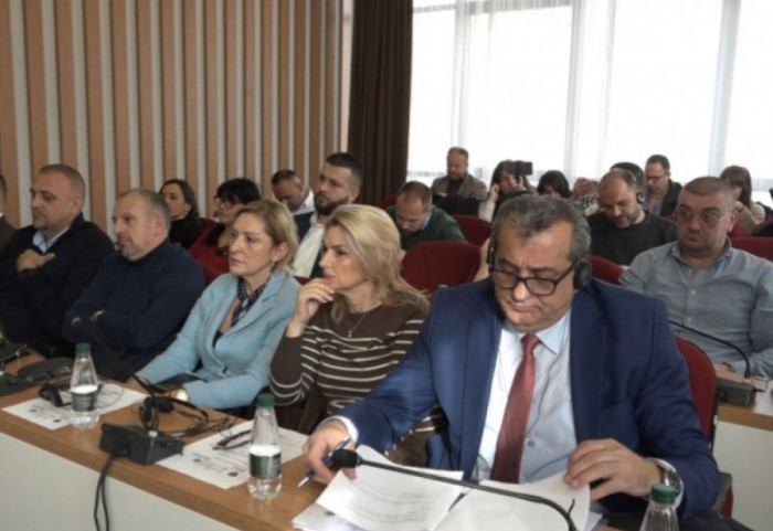 Odbornici četiri opštine na severu izglasali izlazak iz Asocijacije kosovskih opština