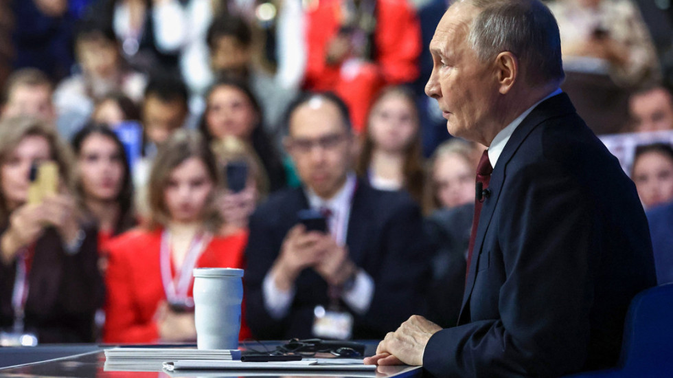 Putinova godišnja konferencija: "Znamo šta se događa sa NIS, nadam se zajedničkom rešenju"