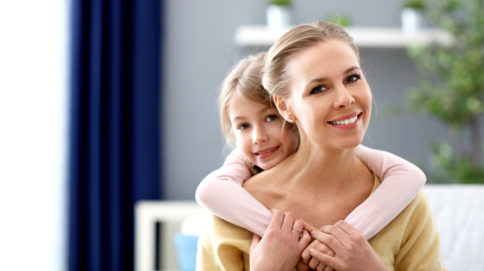 Zašto su tetke bitne za decu: Najbolje prijateljice, vole da ugađaju i osobe su od poverenja