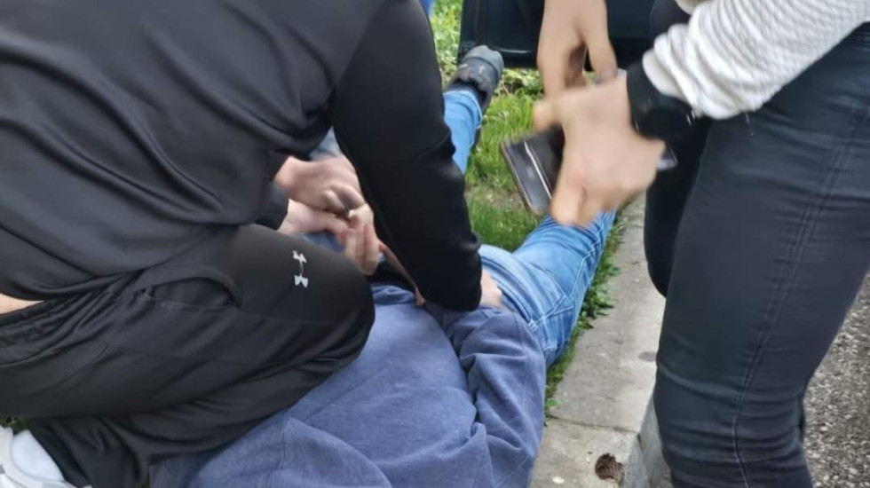 Uhapšen vozač kamiona zbog krijumčarenja 10 stranih državljana, uhvaćen na graničnom prelazu Šid