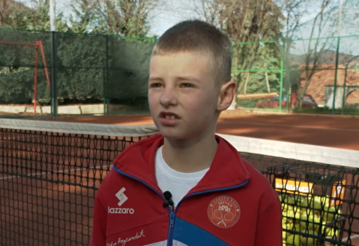 Tenisko čudo iz Zvečana zove se Dušan (8): Malom šampionu Srbije uzor je Đoković, a sanja meč protiv Alkaraza