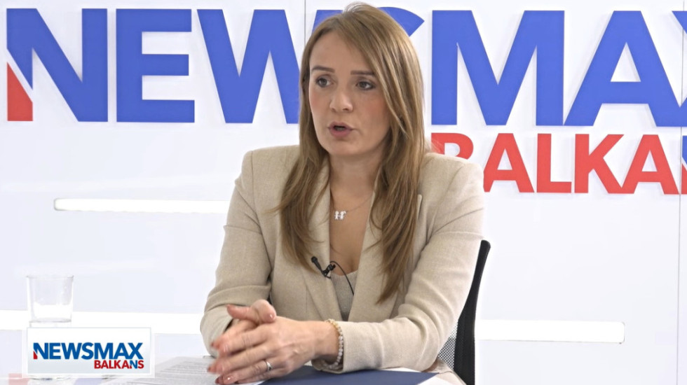 Državna sekretarka: Inicijativa da srpski bude službeni jezik u Crnoj Gori nepotrebna u ovom trenutku puta ka EU