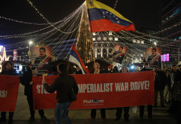 SKOJ organizovao skup u centru Beograda: "Podrška Venecueli i Maduru, protiv imperijalizma SAD"