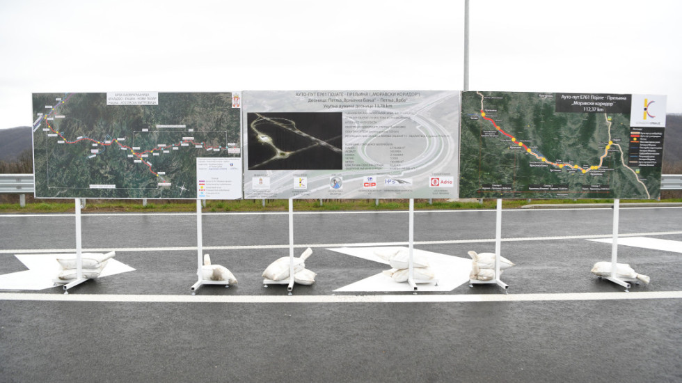 (FOTO) Vučić: Auto-putem od Vrnjačke Banje do Vrbe besplatno do 14. januara, ceo Moravski koridor do septembra 2026.