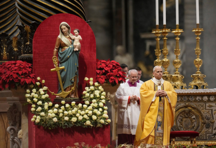 (FOTO) Božić po gregorijanskom kalendaru: Prvo obeležavanje praznika u Vitlejemu od 2022, papa podsetio na siromašne