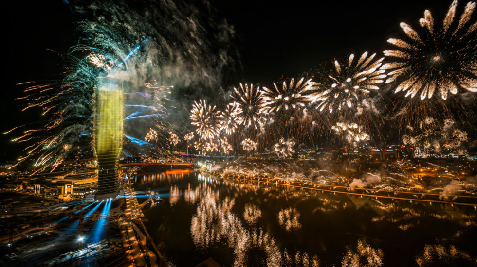 Doček Nove godine u Beogradu na vodi: Zimska bajka, Aleksandra Radović, Goca Tržan, Senidah i trubači