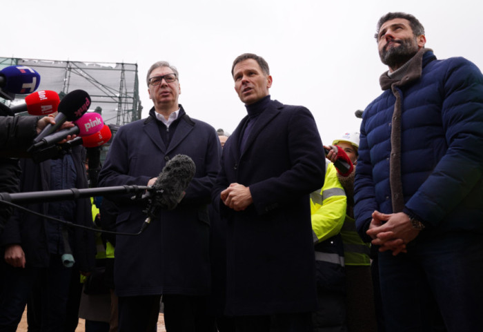 Vučić, Mali i Šapić u obilasku gradilišta: "Novi savski most biće otvoren do kraja marta 2027"