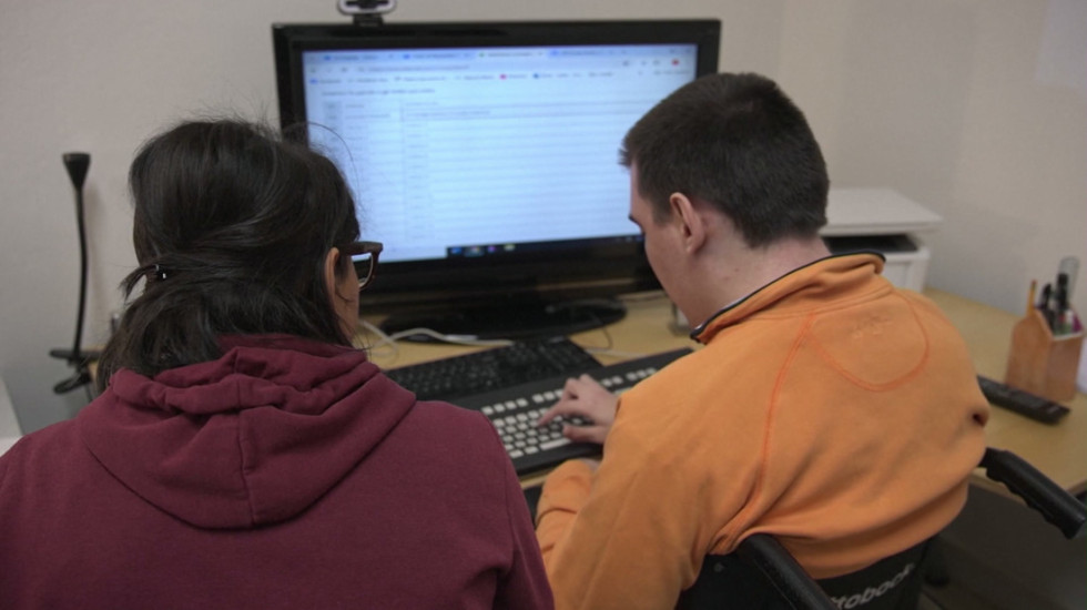 "Radije plaćaju kaznu": Zašto poslodavci izbegavaju da zaposle osobe sa invaliditetom iako ih zakon na to obavezuje