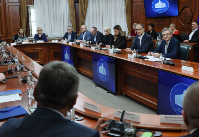 Macut: Srbija neće dozvoliti urušavanje tržišta mleka i ugrožavanje stočarstva