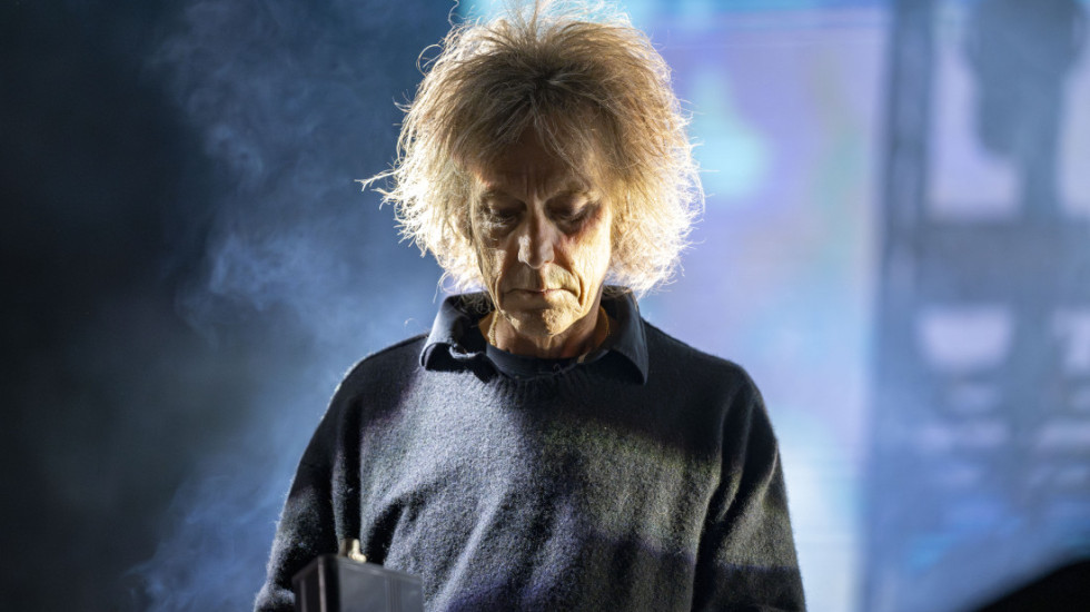 Preminuo gitarista grupe The Cure Peri Bamonte