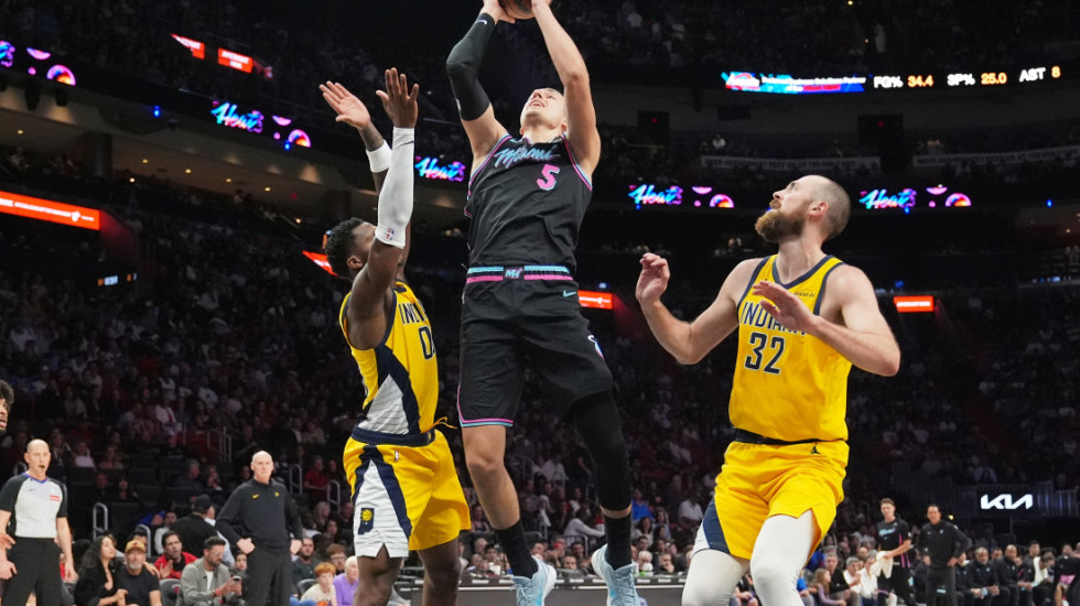 (VIDEO) Sjajan učinak naših igrača u NBA ligi: Jović postigao 19 poena, Jokić novi tripl-dabl