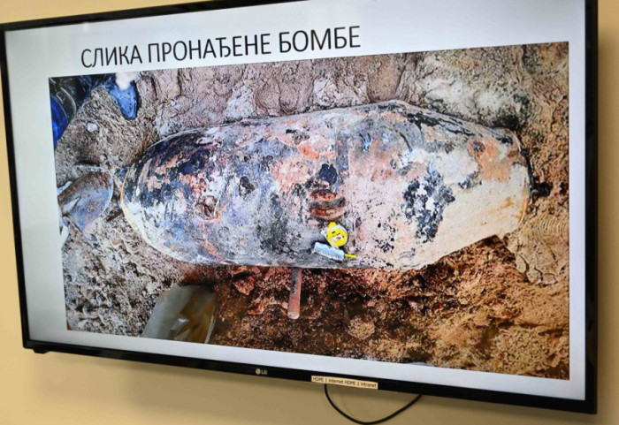 (FOTO) Akcija uklanjanja avio-bombe u Beogradu na vodi: Pola tone eksploziva biće deaktivirano na Pasuljanskim livadama