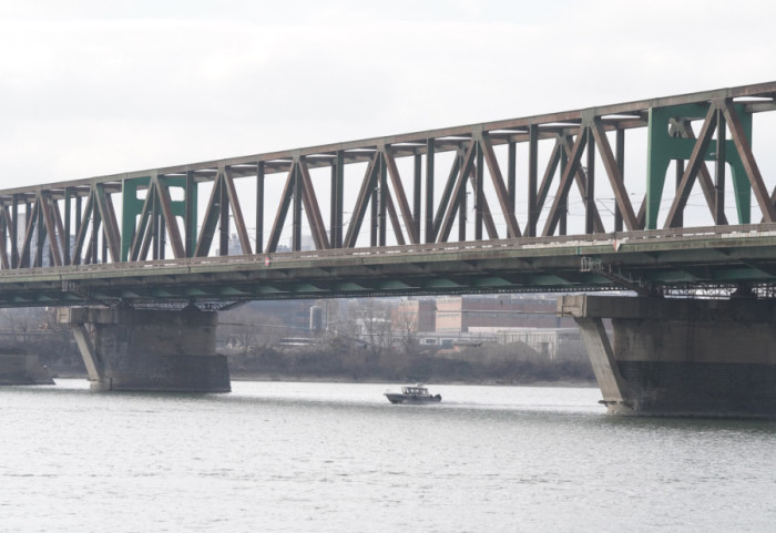 RHMZ: Vodostaj na rekama u stagnaciji i opadanju, led na Tisi