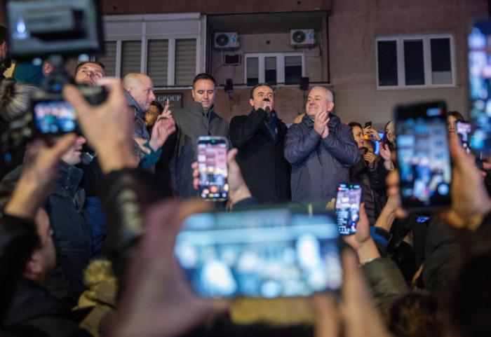 CIK na osnovu 99,26 odsto obrađenih biračkih mesta: Samoopredeljenje osvojilo 49,30 odsto glasova, Srpska lista 4,74