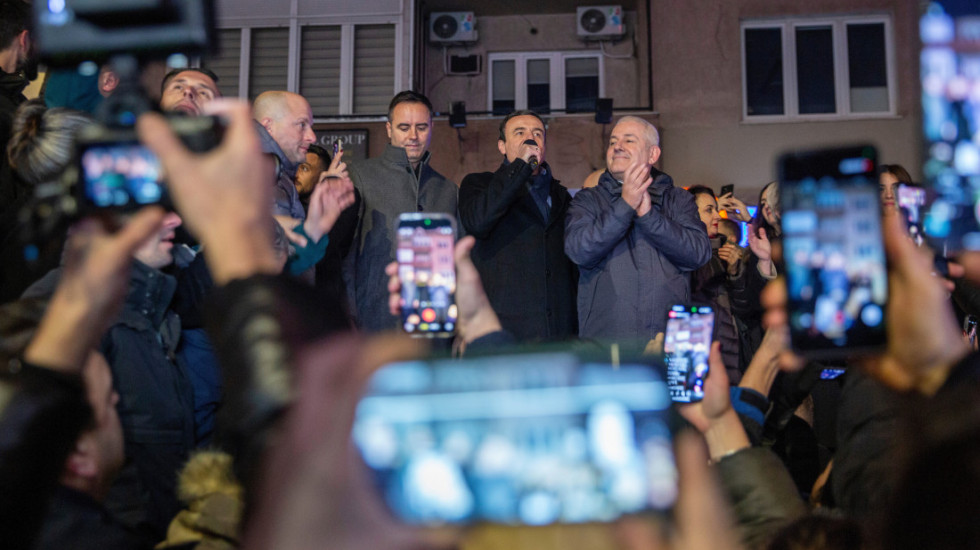 CIK na osnovu 99,26 odsto obrađenih biračkih mesta: Samoopredeljenje osvojilo 49,30 odsto glasova, Srpska lista 4,74