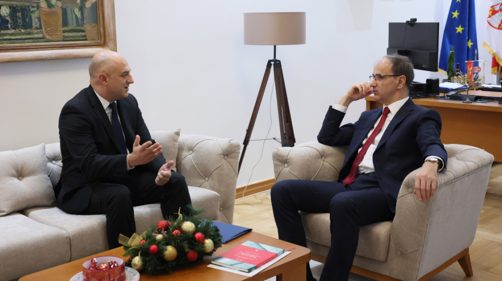 Godišnjica iskrcavanja na Krf i konferencija gradova: Ambasador Srbije u Grčkoj upoznao Macuta sa planovima za 2026.