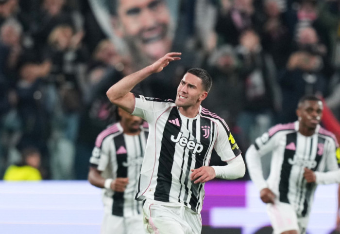 Barselona zainteresovana za Dušana Vlahovića