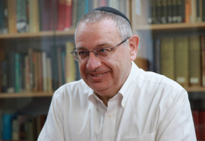 Rabin Srbije Isak Asiel gost Sinteze u 21 sat