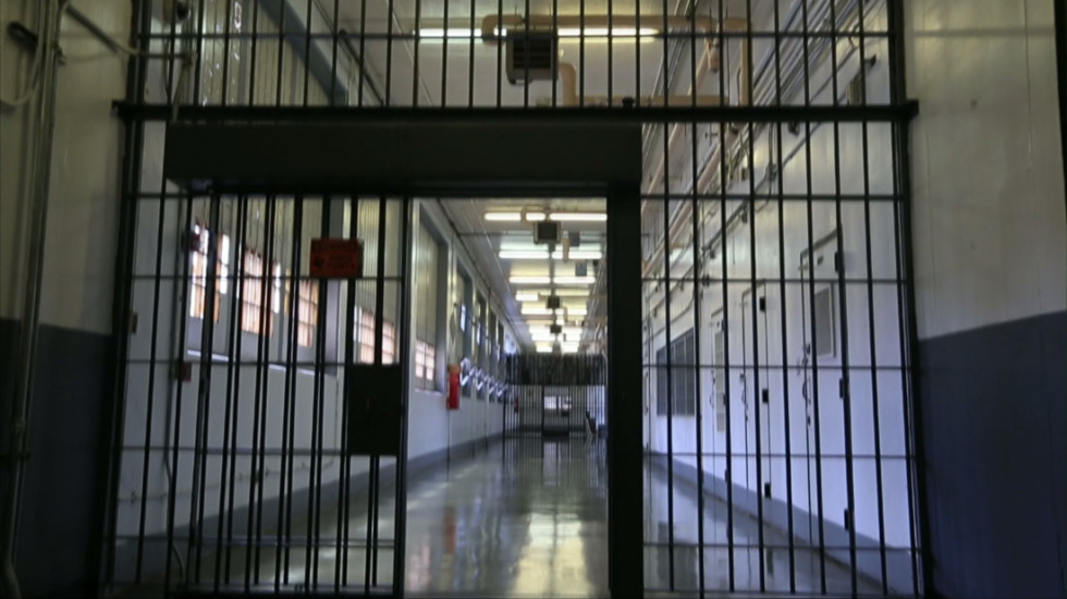 Čovek koji je izbo ženu na Novom Beogradu povratnik: Kako se radi sa bivšim osuđenicima?