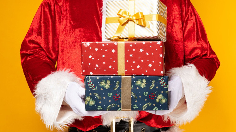 Po kvantnoj fizici, Deda Mraz može da stigne do sve dece u roku od 24 sata
