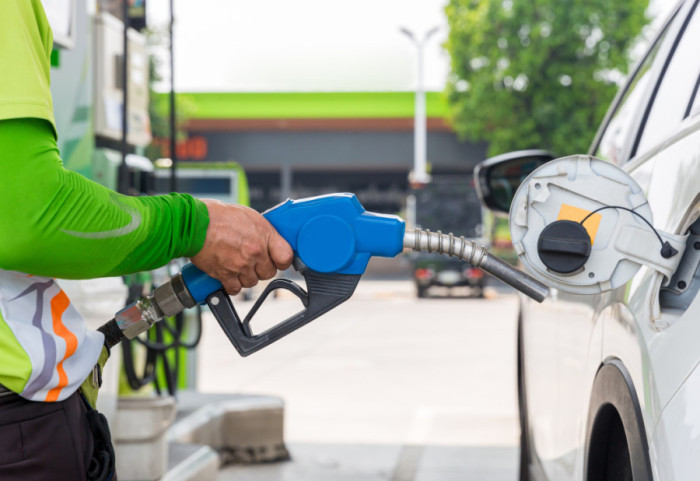 Nove cene goriva: Benzin i dizel skuplji za po dinar