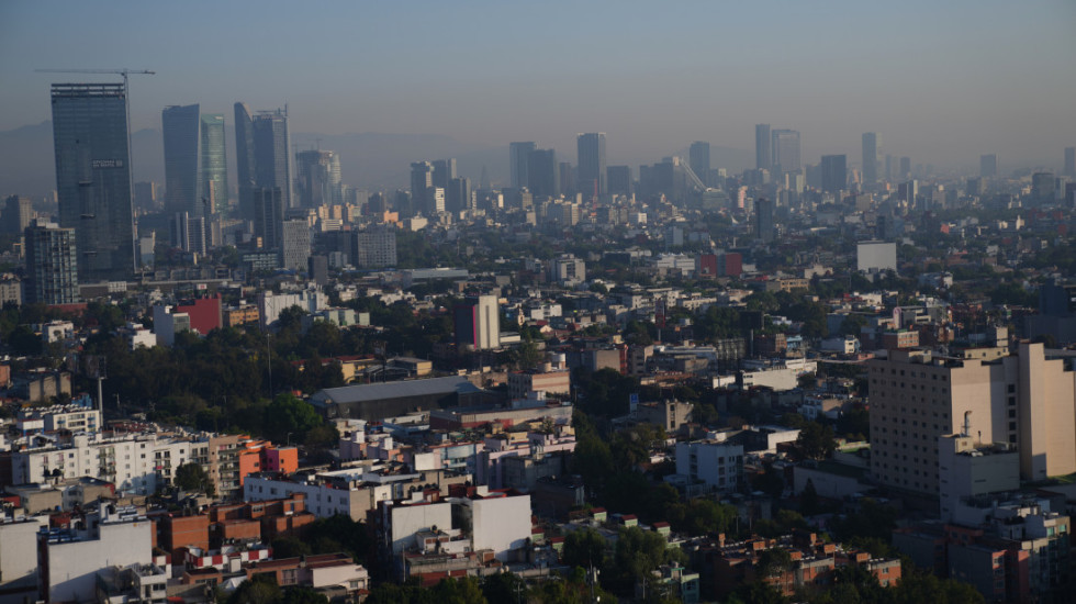 Zemljotres jačine 6,5 stepeni po Rihteru pogodio Meksiko, prekinuo konferenciju predsednice: "Povređeno 12 osoba"