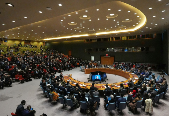 Održan hitan sastanak Savet bezbednosti UN o Iranu: "Mogući vojni udari dodatno bi destabilizovali zemlju"