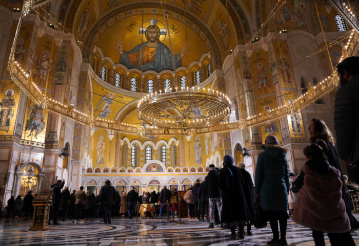 Američka ambasada u Beogradu čestitala Božić vernicima u Srbiji