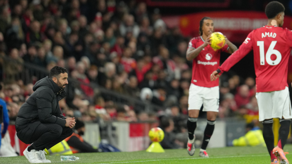 Nakon otkaza Amorimu Mančester junajted razmatra dvojicu kandidata za novog menadžera