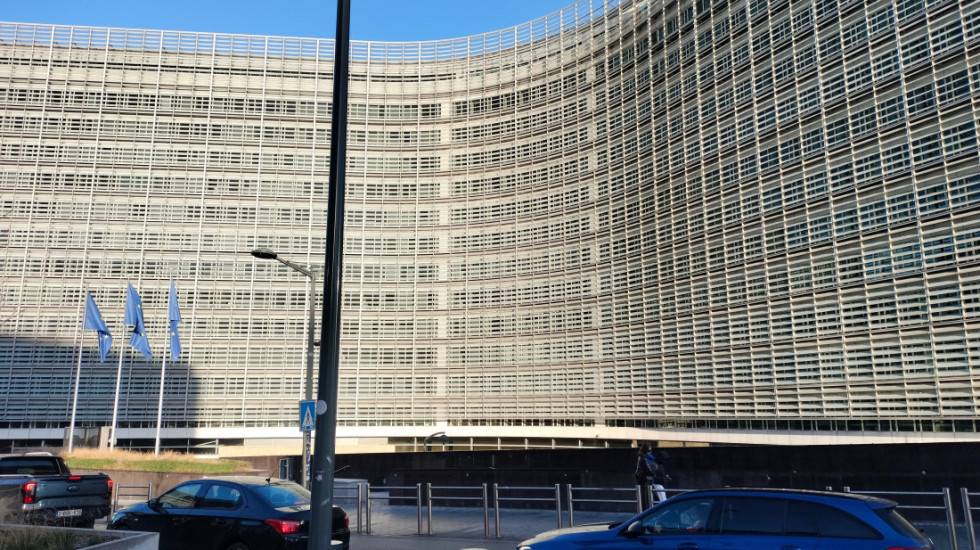 Ograničena sloboda kretanja ruskim diplomatama u EU: "Cilj da se spreči špijunaža i širenje dezinformacija"