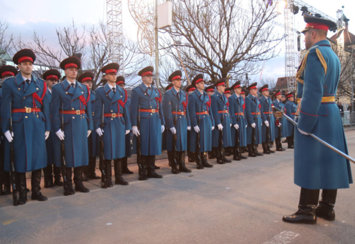Dan Republike Srpske: Svečani defile u Banjaluci, liturgiju služi patrijarh Porfirije