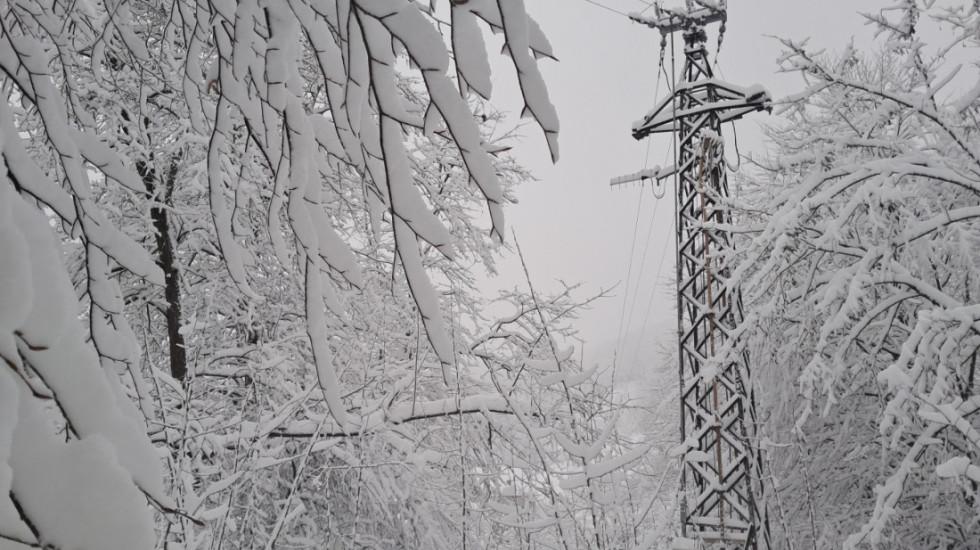 Zbog vremenskih nepogoda delovi Zubinog Potoka i Zvečana bez struje
