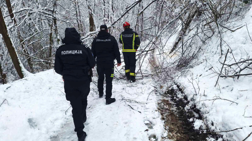 Nezavisni sindikat policije: Angažovanje policije i Žandarmerije ključno u borbi sa snežnim nepogodama