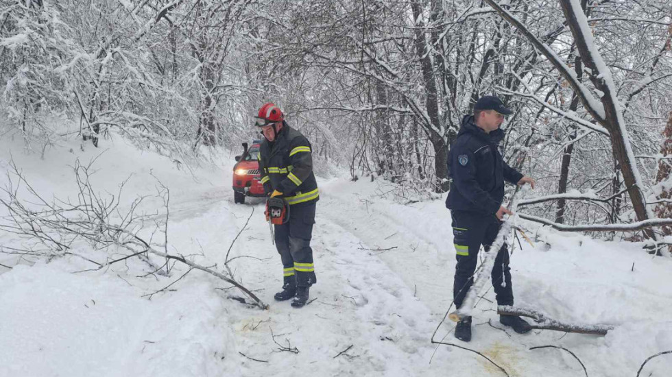 Ukinuta vanredna situacija u Majdanpeku, donirano novo vozilo Crvenom krstu
