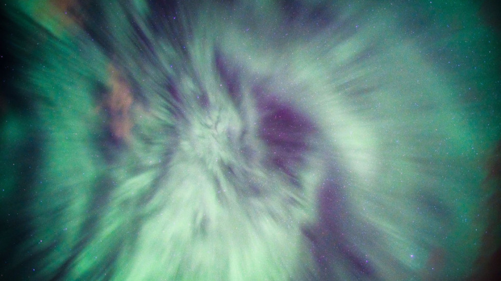 Zemlju pogodila magnetna oluja: Izazvala najjaču polarnu svetlost