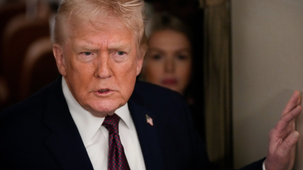 Tramp: SAD uvode carine od 25 odsto zemljama koje posluju sa Iranom