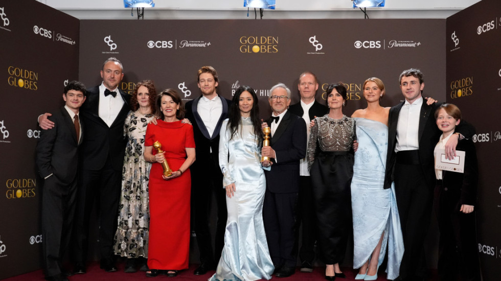 (FOTO) "Hamnet" osvojio Zlatni globus za najbolji dramski film