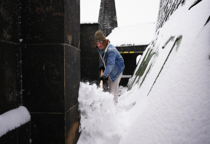 Zbog mećave u Grčkoj zatvorene škole u više regiona: Obustavljene i neke trajektne linije