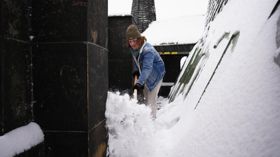Zbog mećave u Grčkoj zatvorene škole u više regiona: Obustavljene i neke trajektne linije