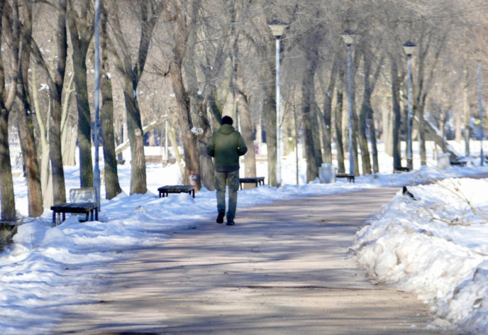 Ujutro slab mraz, kasnije pretežno oblačno: Temperatura do 12 stepeni