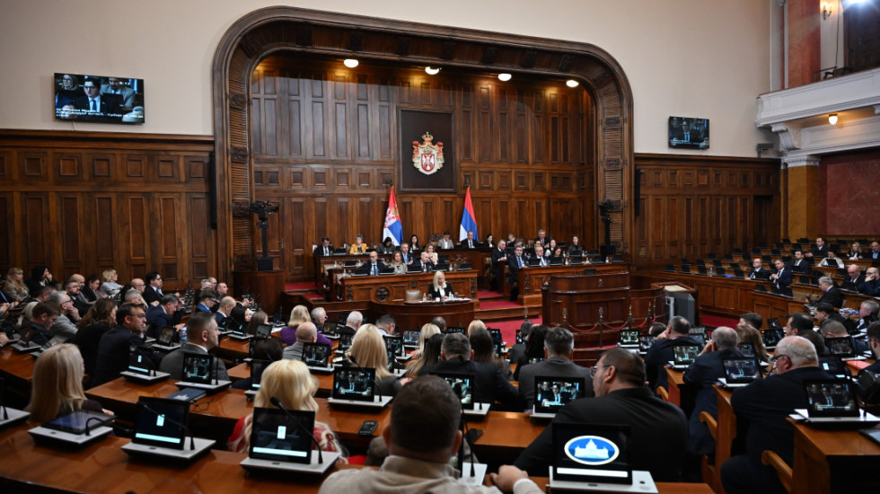 Vanredno zasedanje Skupštine Srbije: Na dnevnom redu 25 tačaka, pitanja za Vladu Srbije i institucije