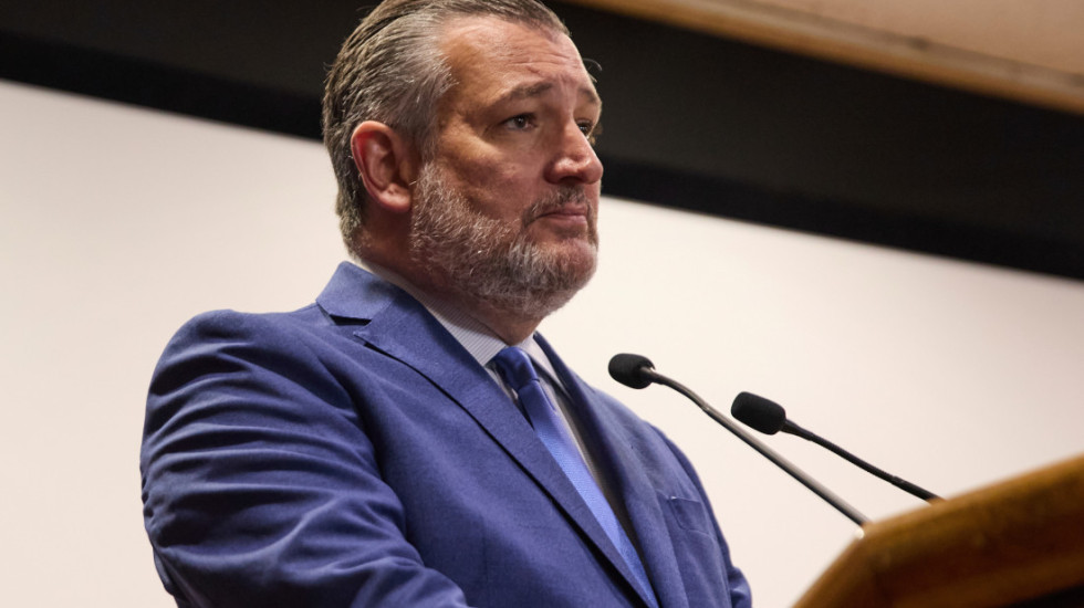 Senator SAD podržao demonstrante u Iranu: "Možete promeniti svet, Amerika stoji uz vas"