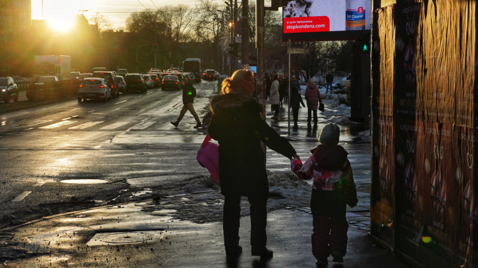 Pretežno sunčan i vetrovit dan: Temperatura do pet stepeni