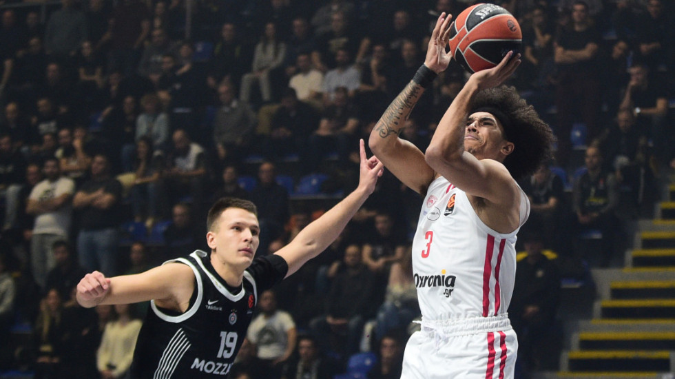 Partizan deklasiran od Olimpijakosa za sedmi poraz u nizu u Evroligi