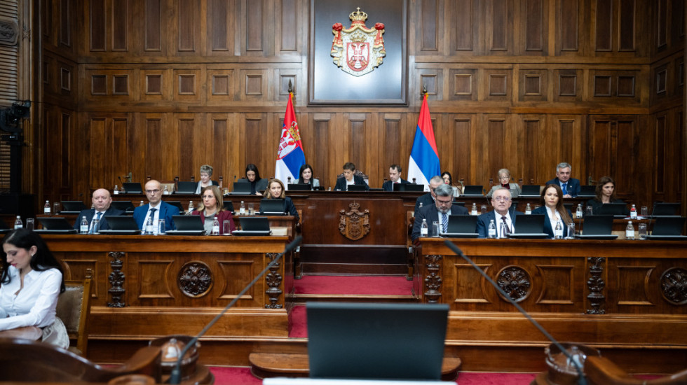 Sednica Skupštine Srbije biće nastavljena u sredu, dan kasnije nego što je planirano