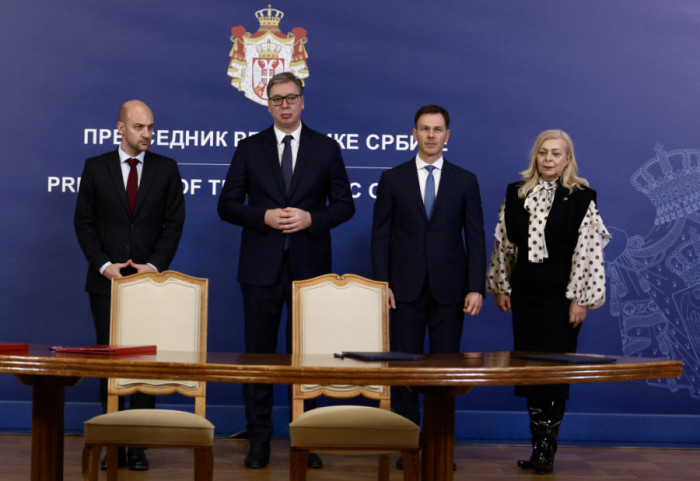 (FOTO) Vučić sa šefom diplomatije Francuske: "Razgovarali smo o izgradnji metroa i prečišćavanju otpadnih voda"