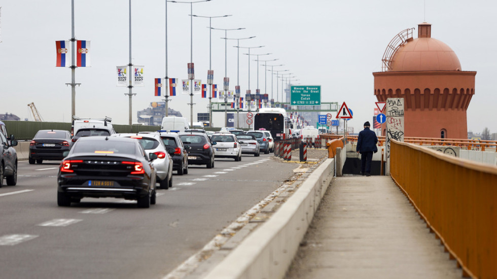AMSS: Vožnja može biti otežana zbog padavina i jakog vetra